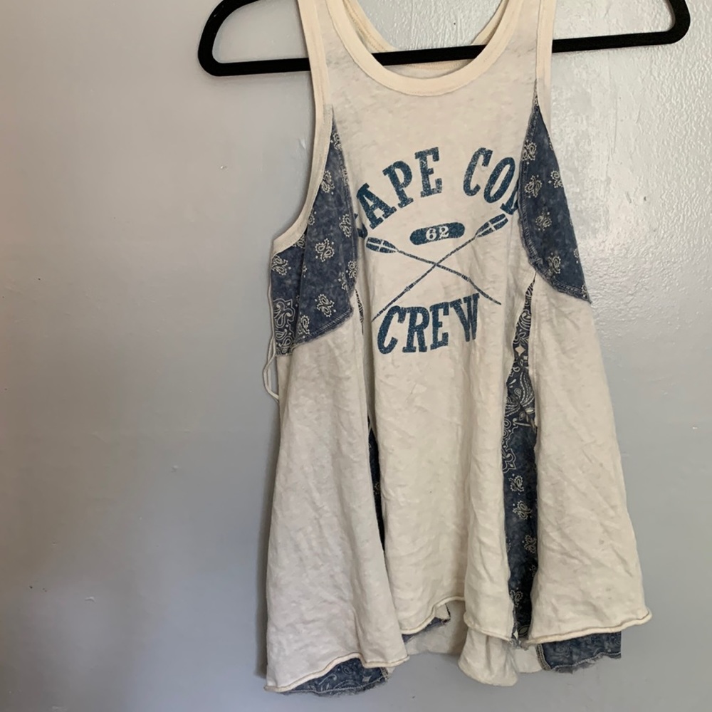 we the free shirt - S
